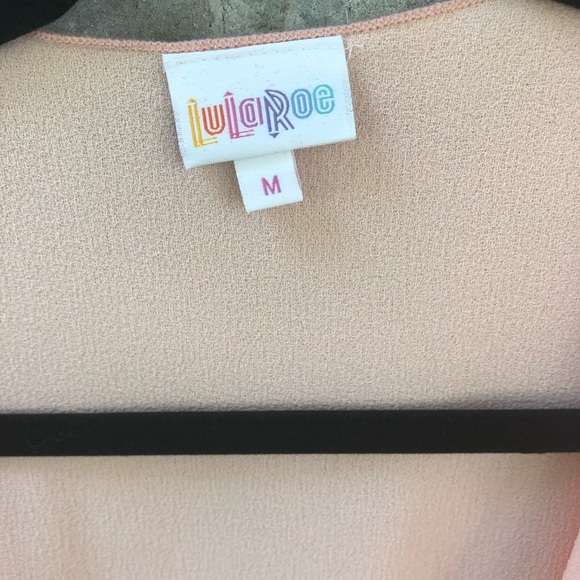 EUC LuLaRoe Shirley M-Gorgeous peach color - Picture 3 of 4